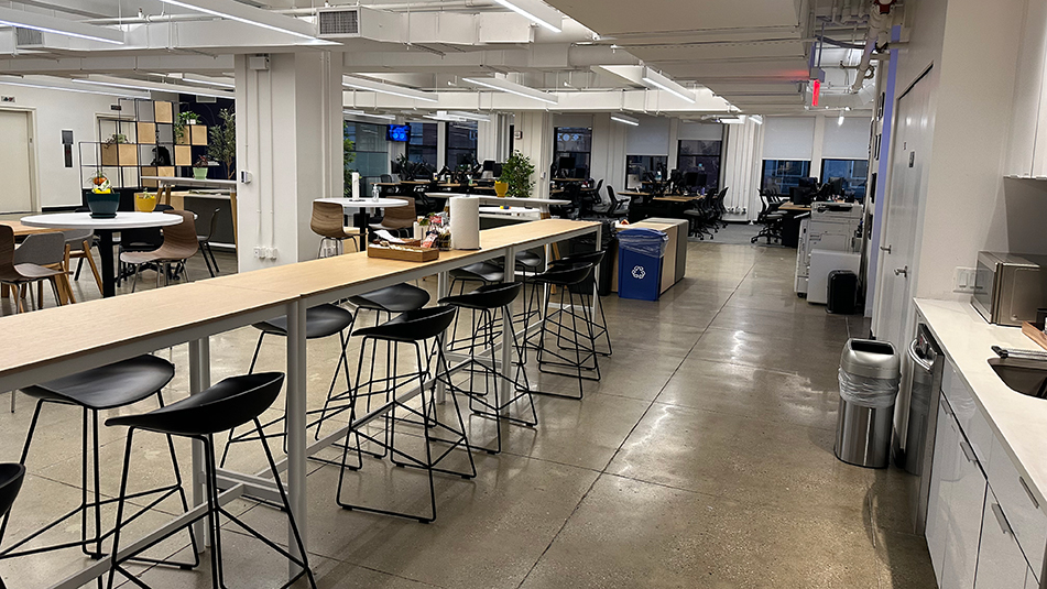 Eating area at 45 W 45th Street New York