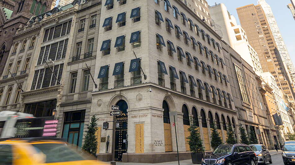 Street level view of 712 Fifth exterior